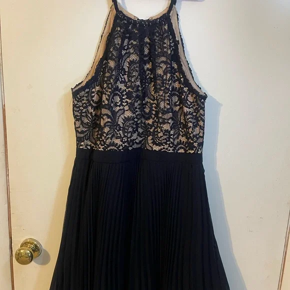 Xscape | Dresses | Navy Blue Lace Dress | Poshmark